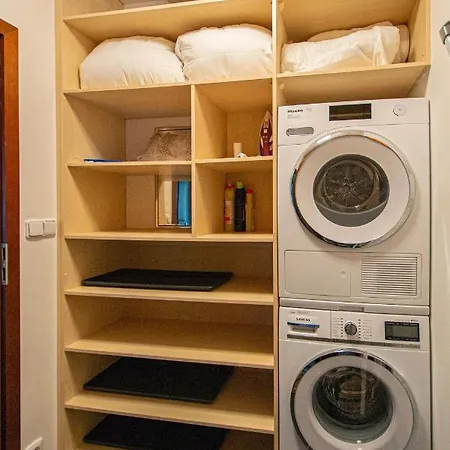 Park View Apartman With Private Garage And Balcony Apartment *